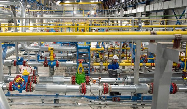 Rusya'nın LNG üretimi martta 3,3 milyon tonla rekor seviyeye ulaştı