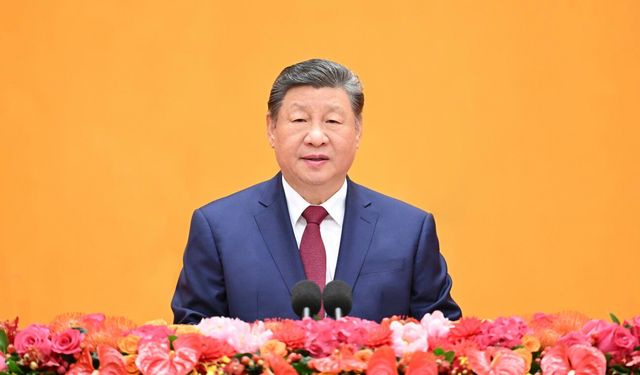 Çin Cumhurbaşkanı Xi, Çin halkının İşçi Bayramı'nı kutladı