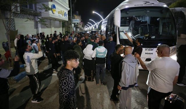 Filistinli hacı kafilesi kutsal topraklara uğurlandı