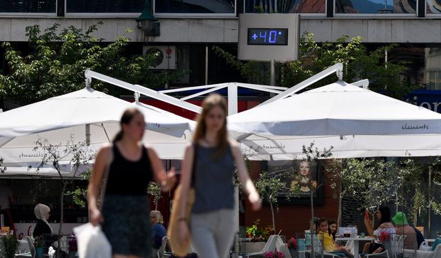 Bosna Hersek'te aşırı sıcaklar nedeniyle turuncu alarm verildi