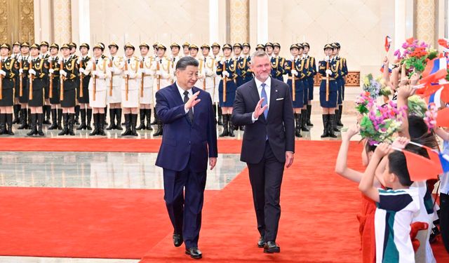 Çin Cumhurbaşkanı Xi, Slovak mevkidaşı ile Beijing'de bir araya geldi
