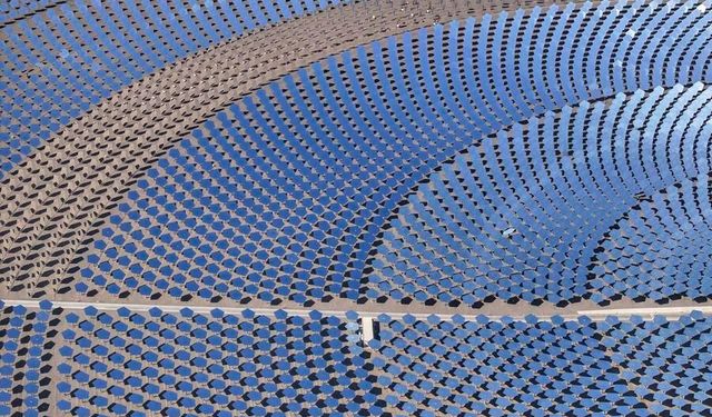 Çin, yoğunlaştırılmış güneş enerjisi kapasitesinde dünyada ikinci sırada yer alıyor