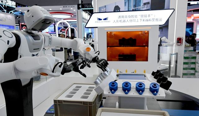 Shanghai'da düzenlenen yapay zeka konferansında somutlaştırılmış yapay zeka ürünleri öne çıktı