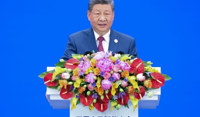 Xi offers four observations on AI development, governance