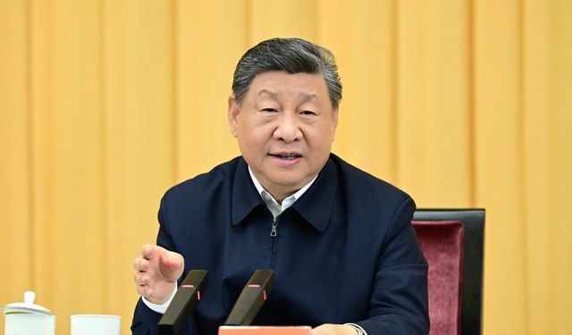 Çin Cumhurbaşkanı Xi, Xizang bölgesinde meydana gelen heyelan ile ilgili toplantıya başkanlık etti