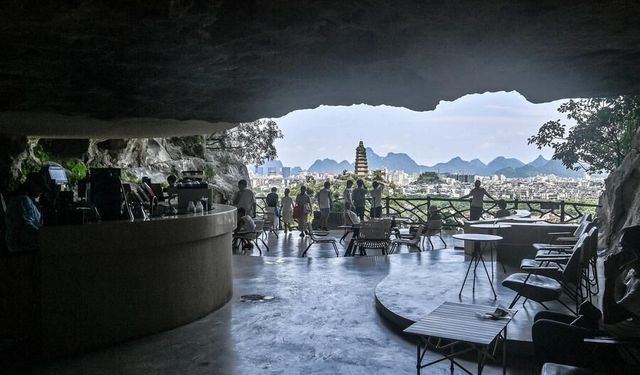 Çin'in Guangxi Zhuang Özerk Bölgesi, mağaraları turistik mekanlara dönüştürdü