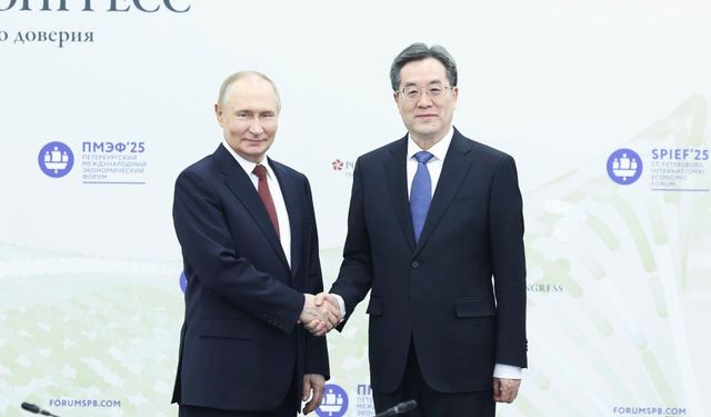 Çin Başbakan Yardımcısı Ding, Vladivostok'ta Rusya Devlet Başkanı Putin ile görüştü