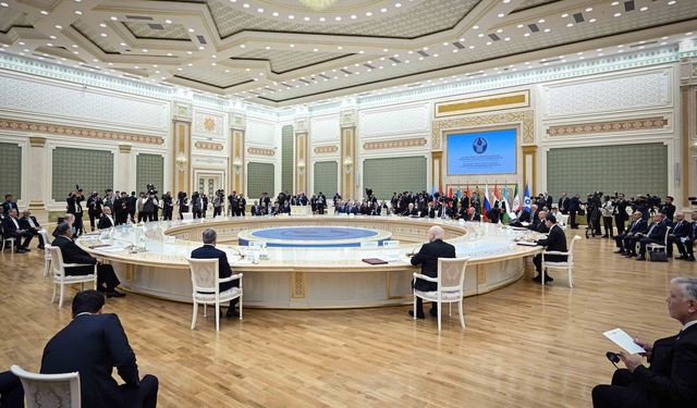 Bağımsız Devletler Topluluğu liderleri stratejik ortaklığı güçlendirme bildirisi imzaladı