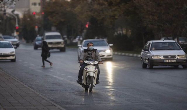 İran'da günlük Kovid-19 ölümlerinde rekor!