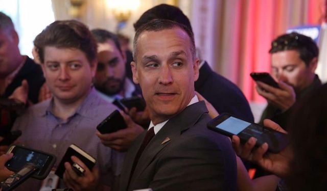 Trump'ın kampanya danışmanı Corey Lewandowski'nin Kovid-19 testi pozitif çıktı!