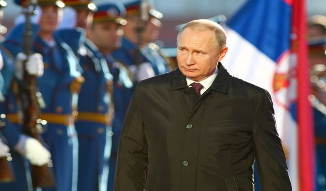 Putin 'Bazı Ülkeleri' Rus Gazetecilerin Haklarını İhlal Etmekle Suçladı.