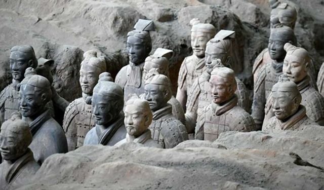 Ünlü Terracota Savaşçıları muhtemelen teker teker üretildi