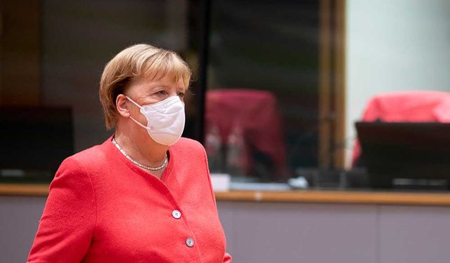 Merkel: Yaz sonuna kadar tüm Almanlara Kovid-19 aşısı yapılmış olacak