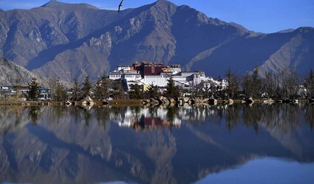 Çin, Tibet'te dünyanın en büyük kırılmalı teleskobunu inşa ediyor