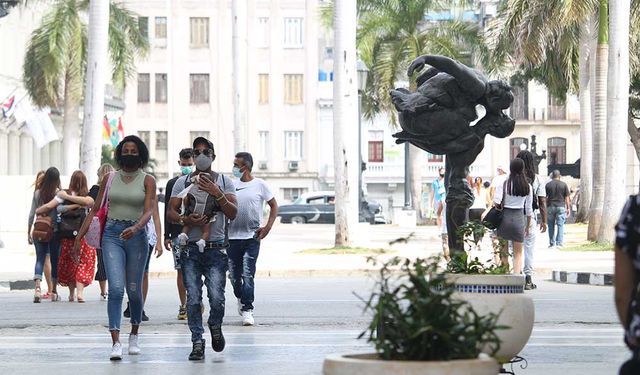 Küba'da günlük vaka sayısı binin üzerine çıktı