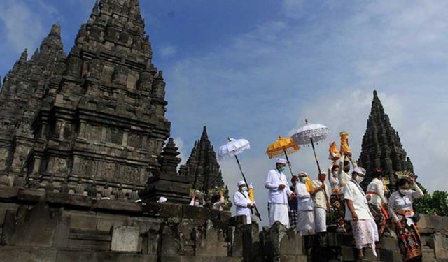 Endonezyalı Hindular Nyepi Günü'nü kutladı