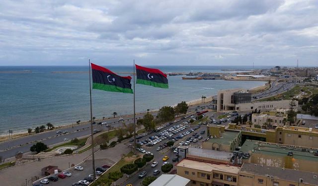 Libya'nın doğusundaki hükümet yetkilerini Libya Ulusal Birlik Hükümeti'ne devretti