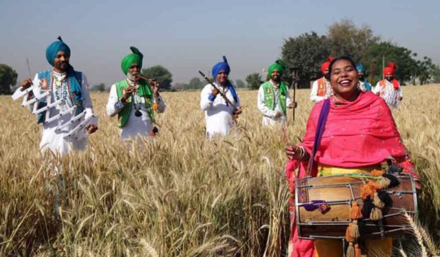 Hindistan'da Baisakhi festivali kutlamaları