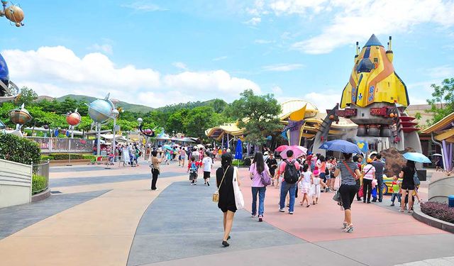 Hong Kong'daki Disneyland, 2020'de yaklaşık 350 milyon dolar net zarar kaydetti