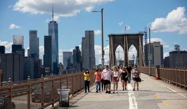 New York'ta Kovid-19 nedeniyle ilan edilen olağanüstü hal kaldırılıyor