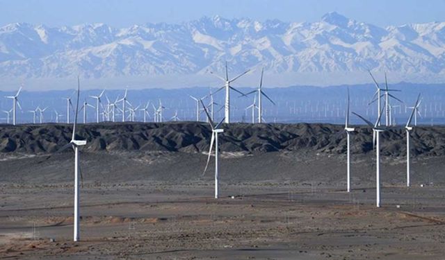 Çin'in yenilenebilir enerji kapasitesi Ocak-Mayıs döneminde arttı