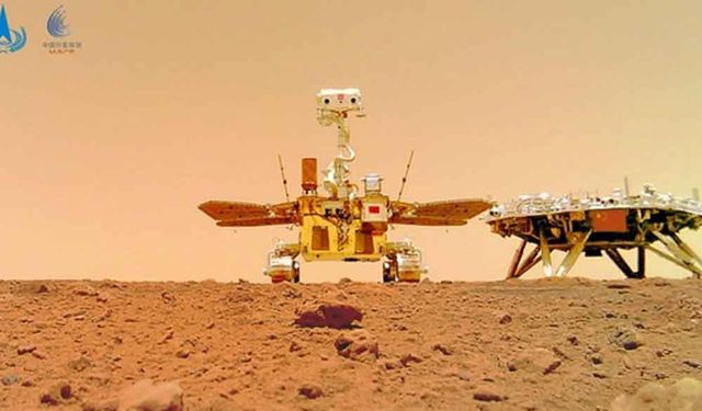 Çin'in Mars gezgini Kızıl Gezegen'de 585 metre yol kat etti