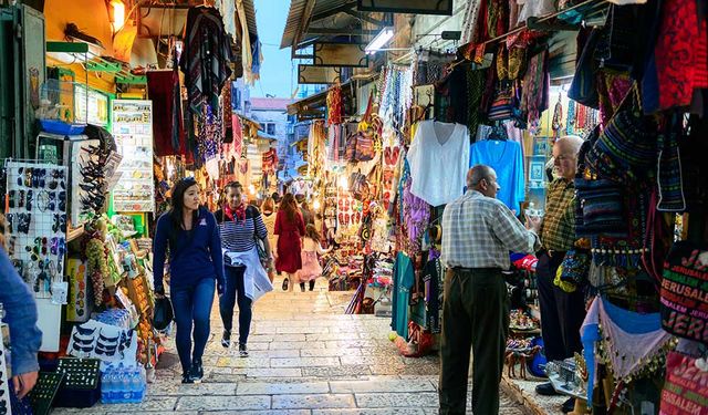 İsrail'in önlemleri yüzünden Filistin gelirlerinin yüzde 60'ından oluyor