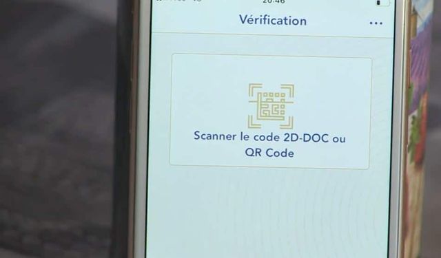 Fransa'daki kamusal alanlara girişte Kovid-19 sağlık pasaportu gösterme zorunluluğu geliyor