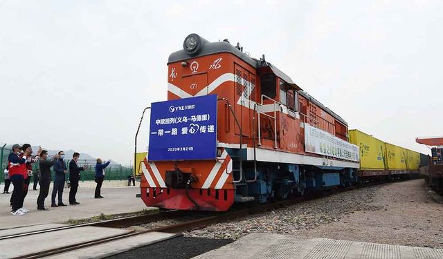 Çin'in Hunan eyaletinden Afrika'ya demiryolu ve deniz ulaşımı hizmeti başladı