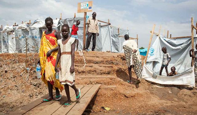 Dünya Gıda Programı, Güney Sudan'a yapılan gıda yardımını fon sıkıntısı nedeniyle kesileceğini açıkladı