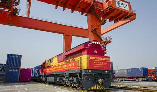 Kara-deniz ticaret koridoruyla sınır ötesi intermodal taşımacılık hizmeti başladı