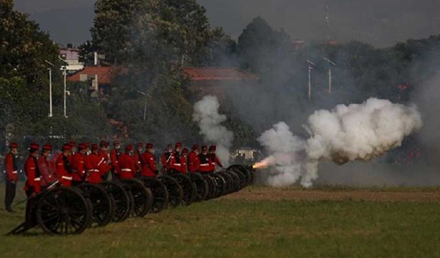 Nepal, Dashain Festivali'nin 7. günü olan Fulpati'yi kutluyor