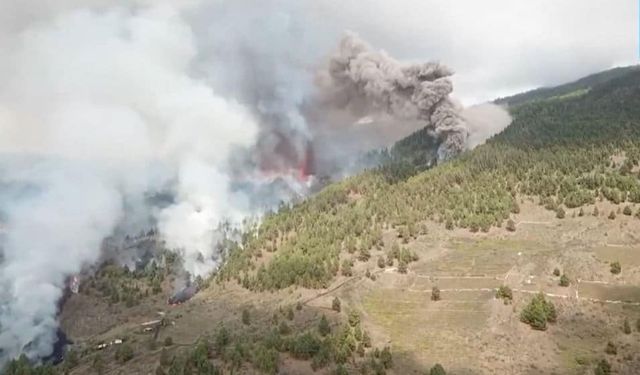 Jeoloji uzmanı: La Palma'daki yanardağ acil durum planı saat gibi işliyor ama gaz ve küller tehlike yaratıyor