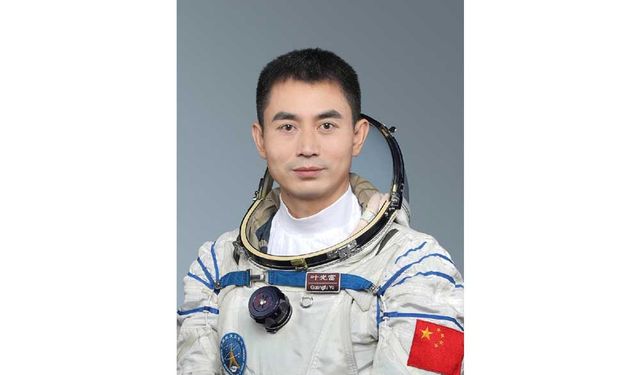 Çin, Shenzhou-13 insanlı uzay aracı ekibini açıkladı