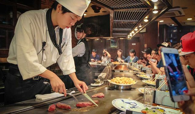 Japonya, restoranlarda aşı kanıtı ve test sonuçlarının gösterilmesini zorunlu kılan yeni bir uygulamayı deneyecek