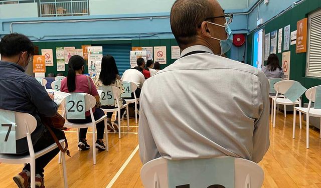 Hong Kong'da uygun gruplara Kovid-19 aşısının takviye dozu yapılacak