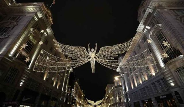 Londra'da Noel hazırlıkları başladı