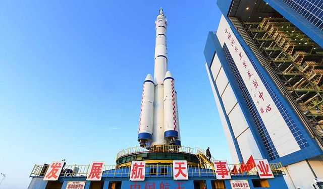 Çin'in Shenzhou-13 astronotları araç dışı faaliyetler gerçekleştirecek