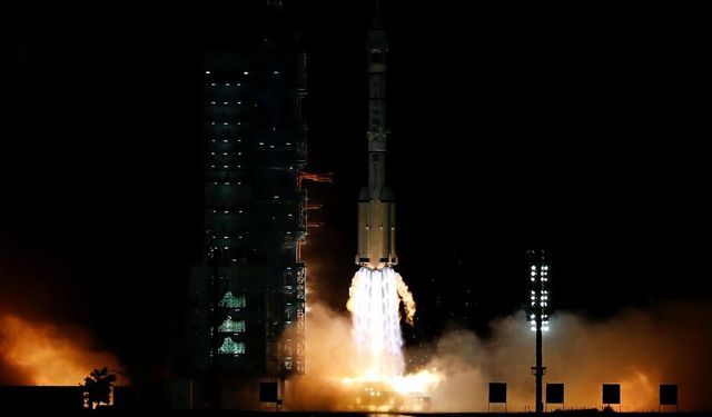 Çin'in Shenzhou-13 astronotları Pazar günü ikinci kez araç dışı faaliyet gerçekleştirecek