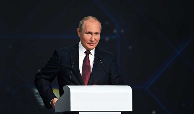 Putin: Birbirine güvenen Rusya ve Çin, küresel istikrara katkıda bulunuyor