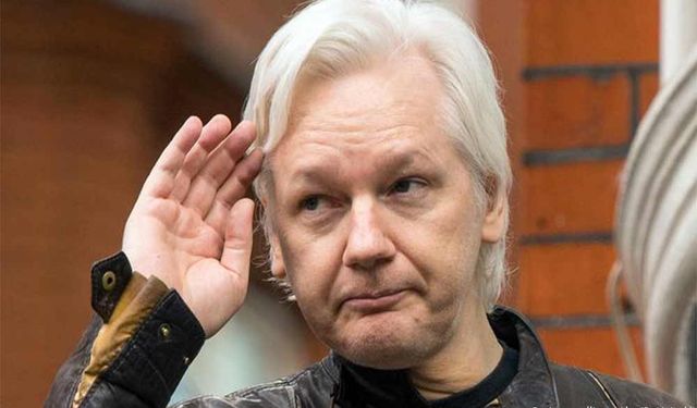 Söyleşi: Julian Assange'ın nişanlısına göre ABD iade talebiyle gücünü kötüye kullanıyor