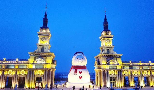 Çin'in Harbin kentinde dev kardan adam