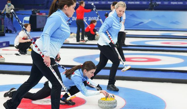 Beijing 2022'de ABD ve Kanada arasında kadınlar curling maçı yapıldı