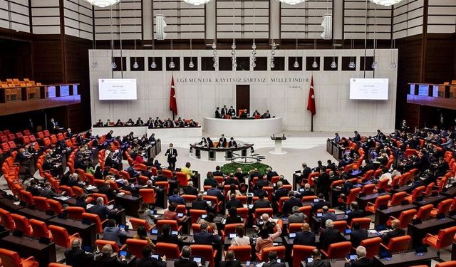 Öğretmenlik Meslek Kanunu Teklifi, TBMM Genel Kurulunda kabul edilerek yasalaştı