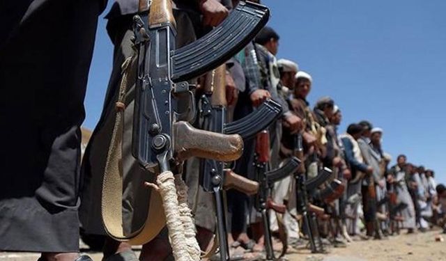 Askeri kaynaklar: 156 Husi militanı Yemen ordusuyla çatışmalarda öldürüldü