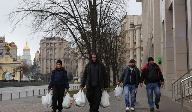 Panik halindeki Kiev halkı, erken ateşkes ve barış ortamına geri dönmek istiyor