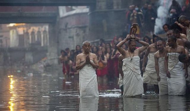 Nepal'de Swasthani Brata Katha Festivali kutlanıyor