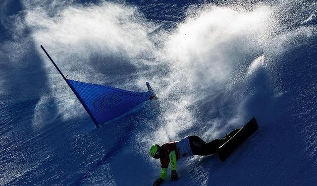 Beijing 2022'de Snowboard Erkekler Paralel Büyük Slalom finalinde gümüş madalya Slovenya'nın oldu