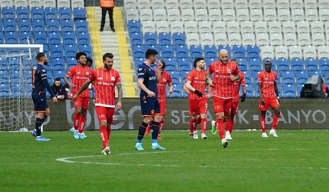 Başakşehir,  Antalyaspor’a 6 buçuk yıl sonra kaybetti