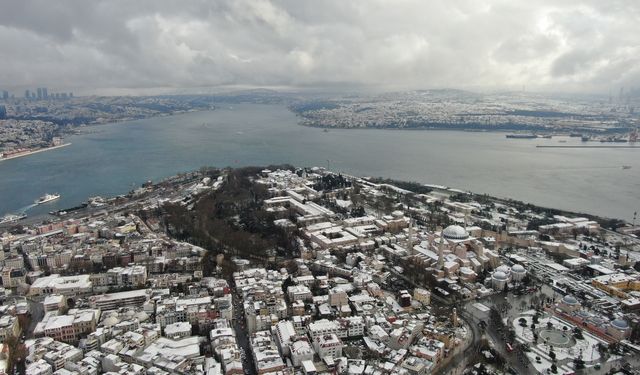 Beyaza bürünen Çatalca dron ile görüntülendi